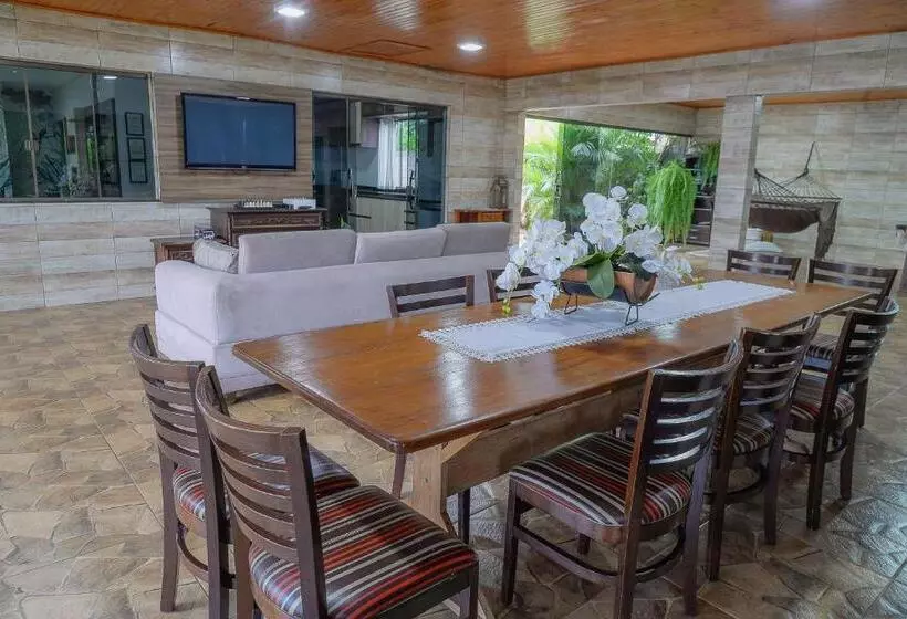 تختخواب و صبحانه Casa De Campo   15 Minutos Das Cataratas E Aeroporto   Piscina Com água Salgada E Muito Espaço Ao Ar