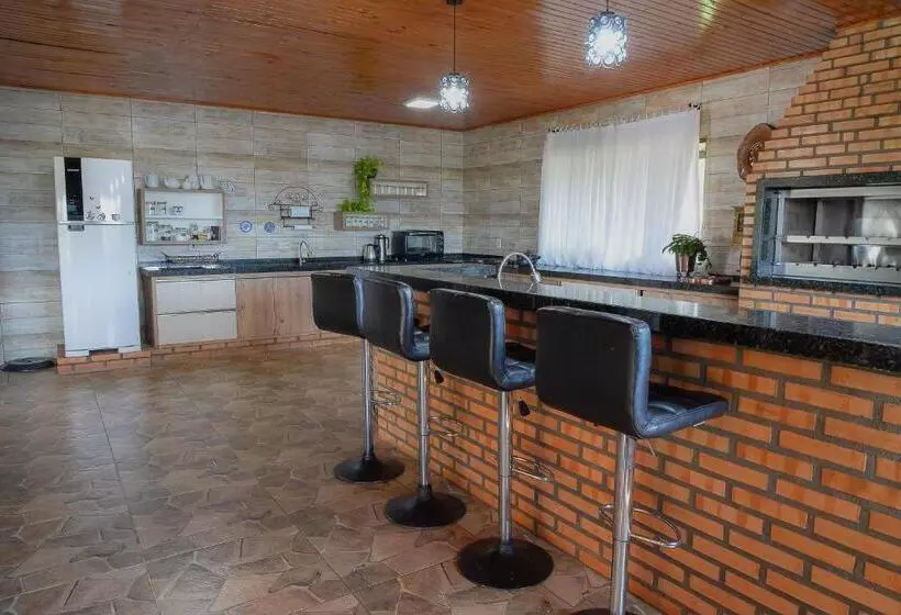 تختخواب و صبحانه Casa De Campo   15 Minutos Das Cataratas E Aeroporto   Piscina Com água Salgada E Muito Espaço Ao Ar