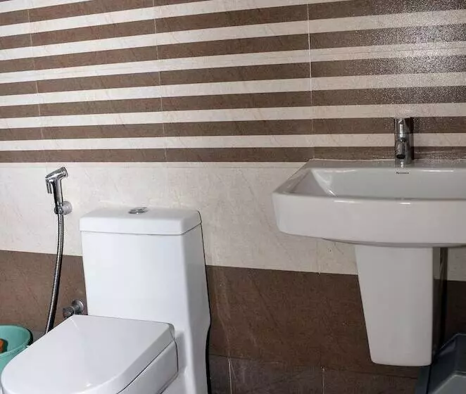 Hotel Ac Mist
