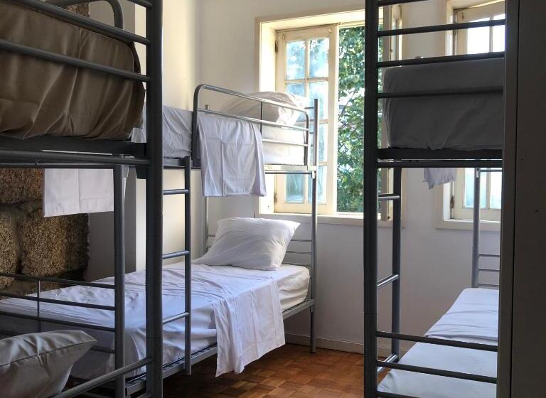 هتل کپسول Casa Augusta Al