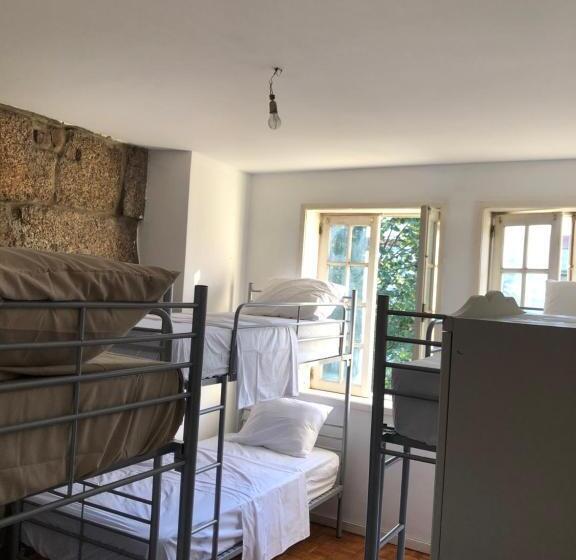 هتل کپسول Casa Augusta Al