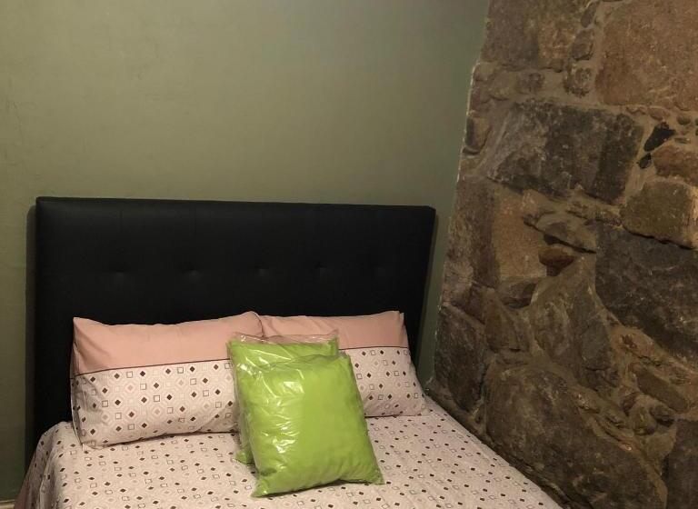 هتل کپسول Casa Augusta Al