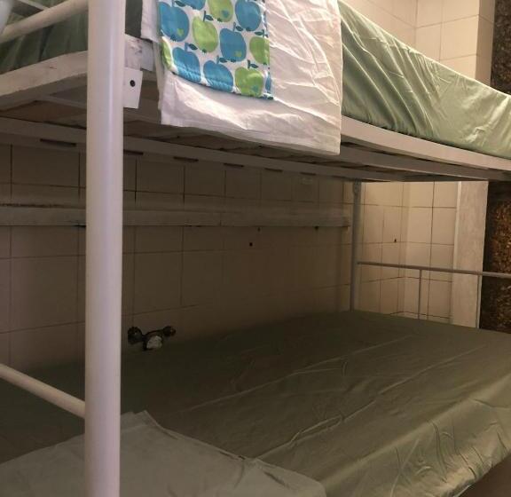 هتل کپسول Casa Augusta Al