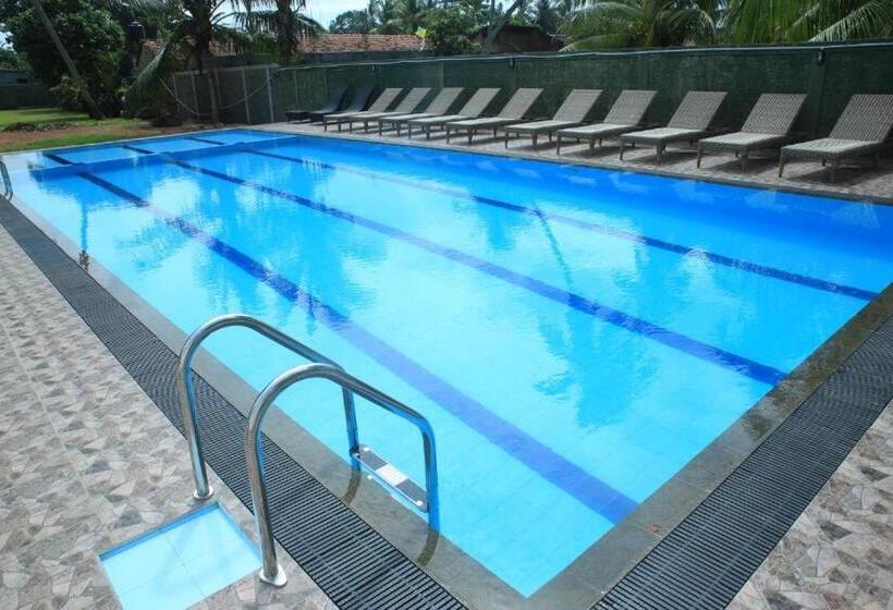 בית מלון כפרי Green Light Holiday Village