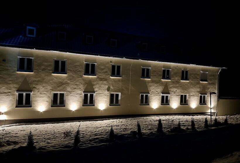 בית מלון כפרי Maiers