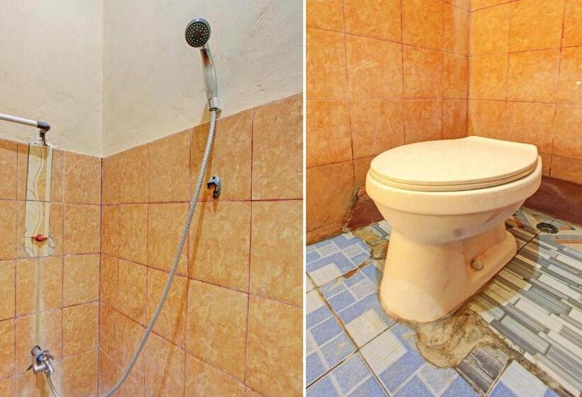 Отель Oyo 92197 Zahira Homestay