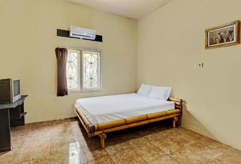 Hotelli Oyo 92197 Zahira Homestay