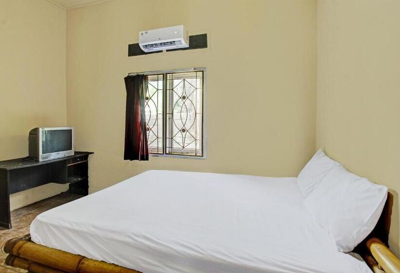 Отель Oyo 92197 Zahira Homestay