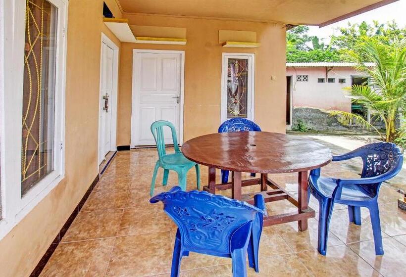 Отель Oyo 92197 Zahira Homestay