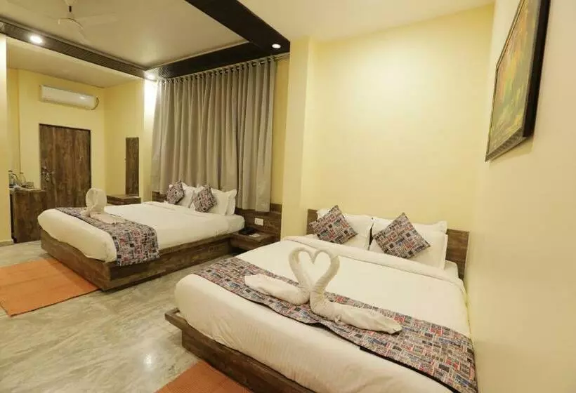 Hotelli Palace Raj Kumbha