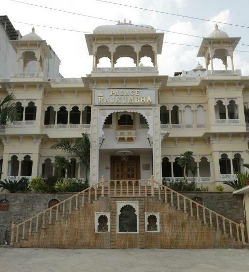 ホテル Palace Raj Kumbha