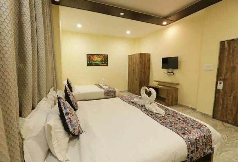 Hotelli Palace Raj Kumbha