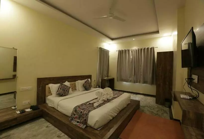 Hotelli Palace Raj Kumbha