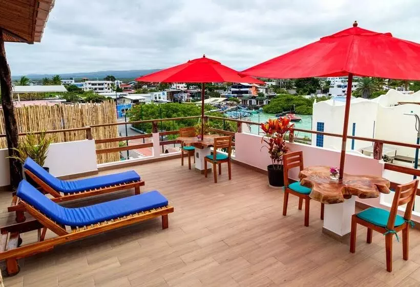 Hotelli Plaza Luna Suites