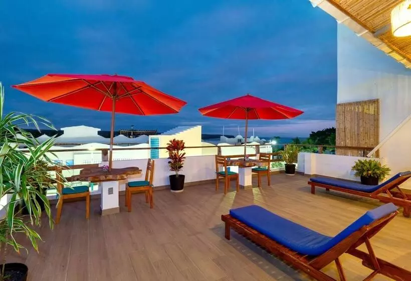 Hotelli Plaza Luna Suites