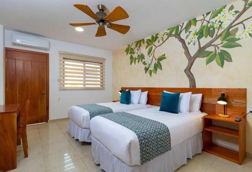 Hotel Plaza Luna Suites