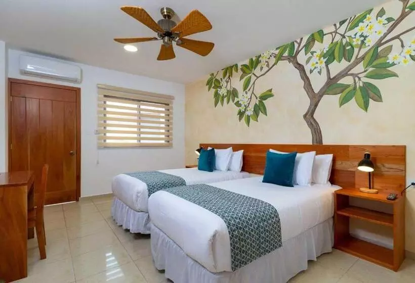 Hotelli Plaza Luna Suites