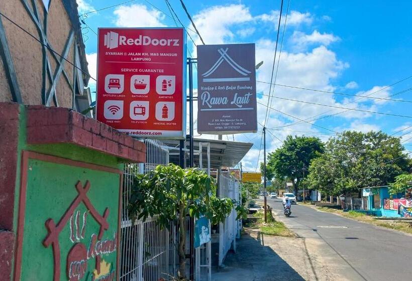 Отель Reddoorz Syariah @ Jalan Kh. Mas Mansur Lampung