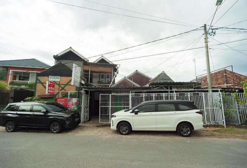 Отель Reddoorz Syariah @ Jalan Kh. Mas Mansur Lampung