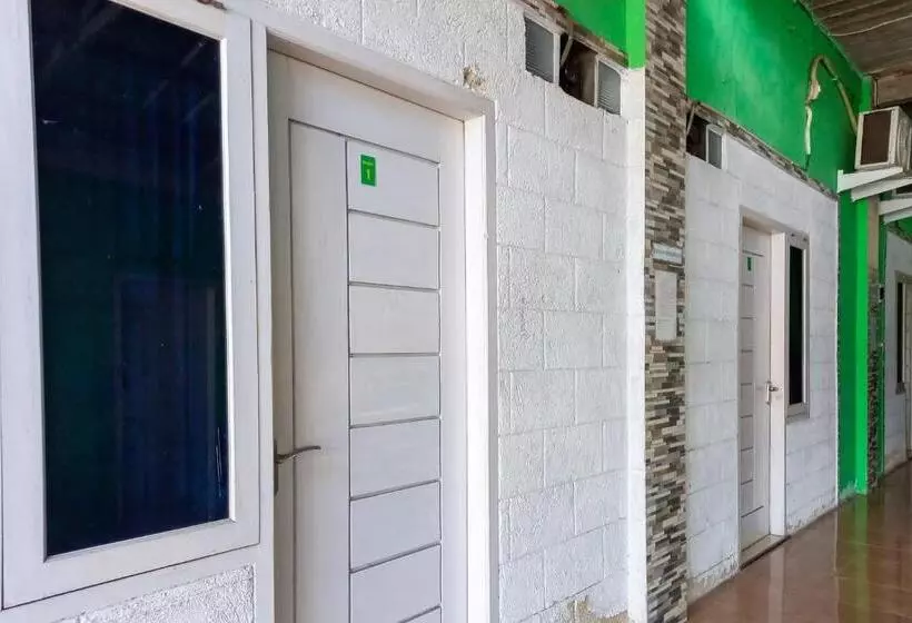 Hotelli Reddoorz Syariah @ Jalan Kh. Mas Mansur Lampung