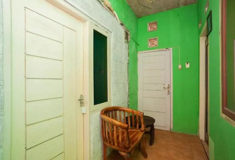 Hotelli Reddoorz Syariah @ Jalan Kh. Mas Mansur Lampung