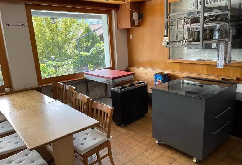 ホテル Check In 24 7 Ohne Frühstück Gratis Parkplatz