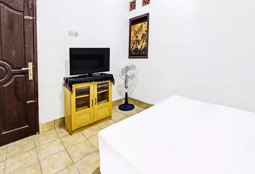 Hotelli Spot On 91982 Dani Homestay