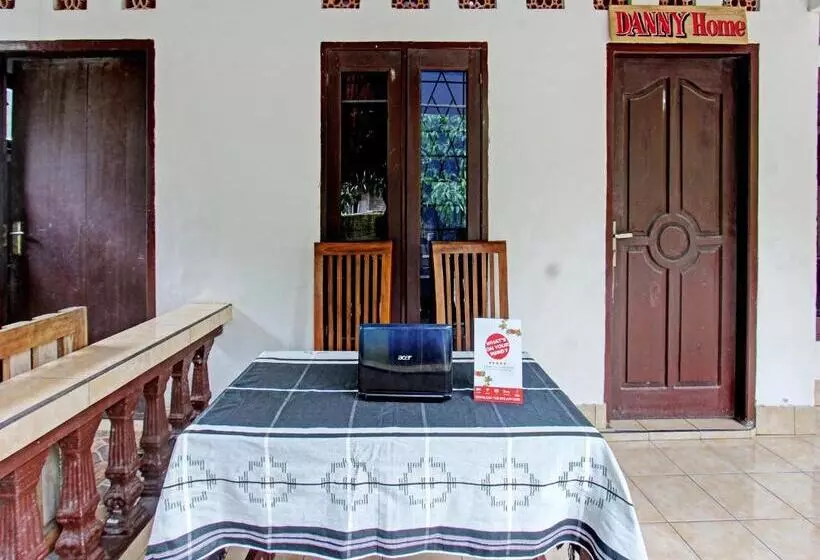 Hotelli Spot On 91982 Dani Homestay