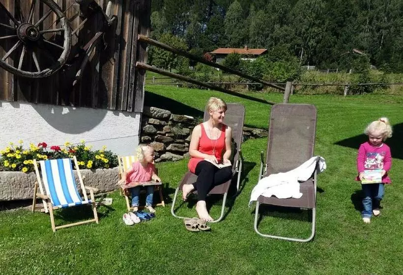 ホテル Urlaub Auf Dem Haberlhof