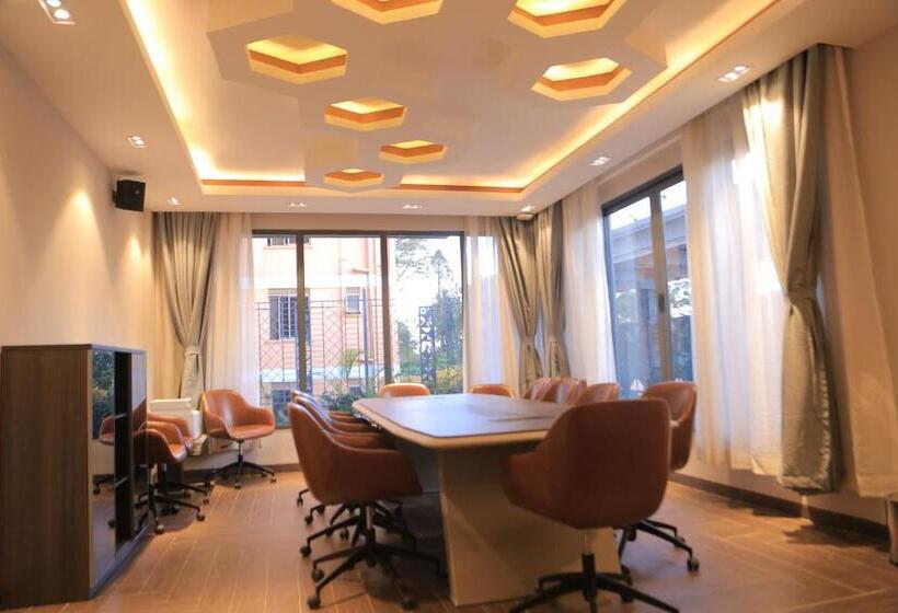 Zara Garden Hotel And Apartments