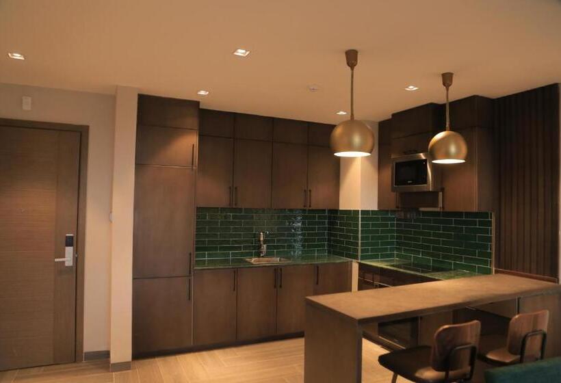 Zara Garden Hotel And Apartments