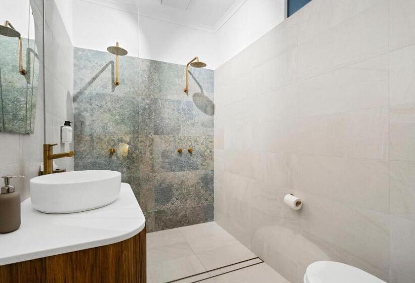 פנסיון Accommodation In Fremantle