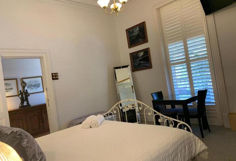 פנסיון Accommodation In Fremantle