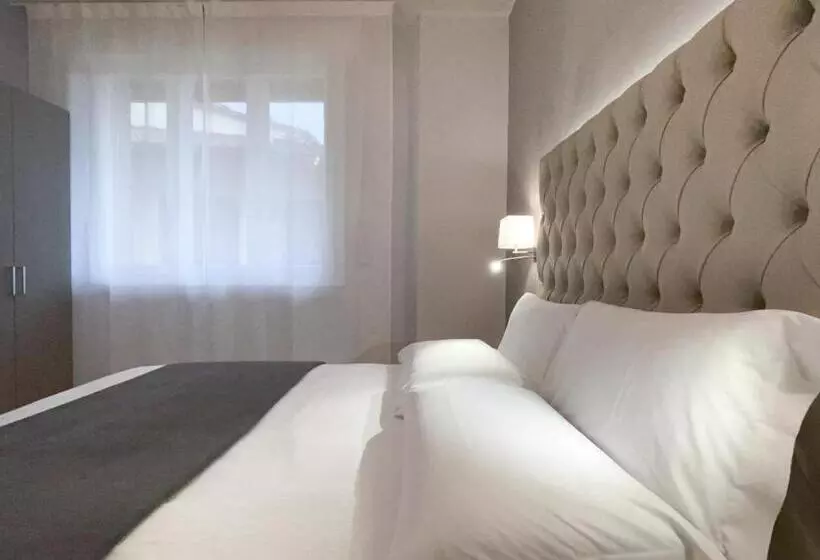 پانسیون Domus Uffizi