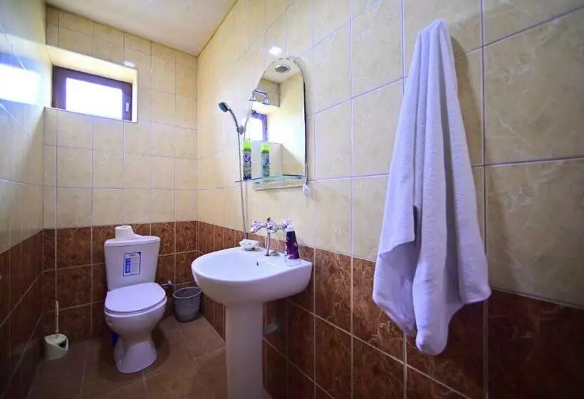 Pension  Sevan Tarsus Guesthouse
