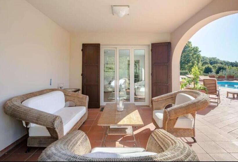 펜션 Villa Con Piscina Privata   Vista Panoramica   7s   20 Guest