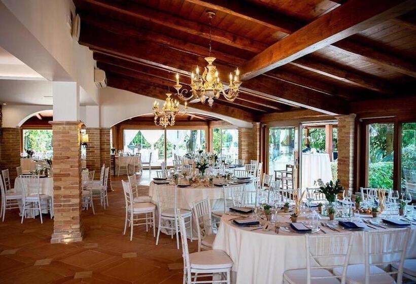 منتجع Ai Pozzi Di Lenola