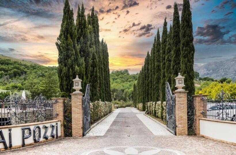 منتجع Ai Pozzi Di Lenola