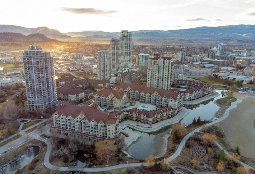 Vacation At Discovery Bay Resort