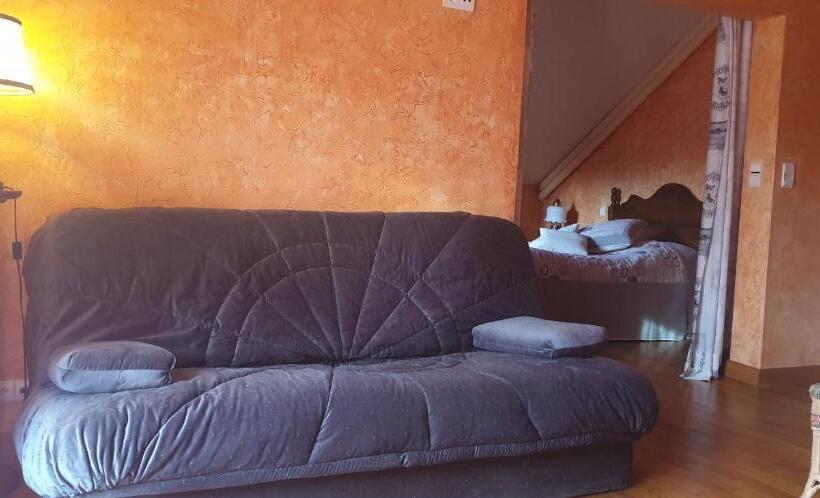 민박 La Mouche Villa Chambre Familiale Piscine