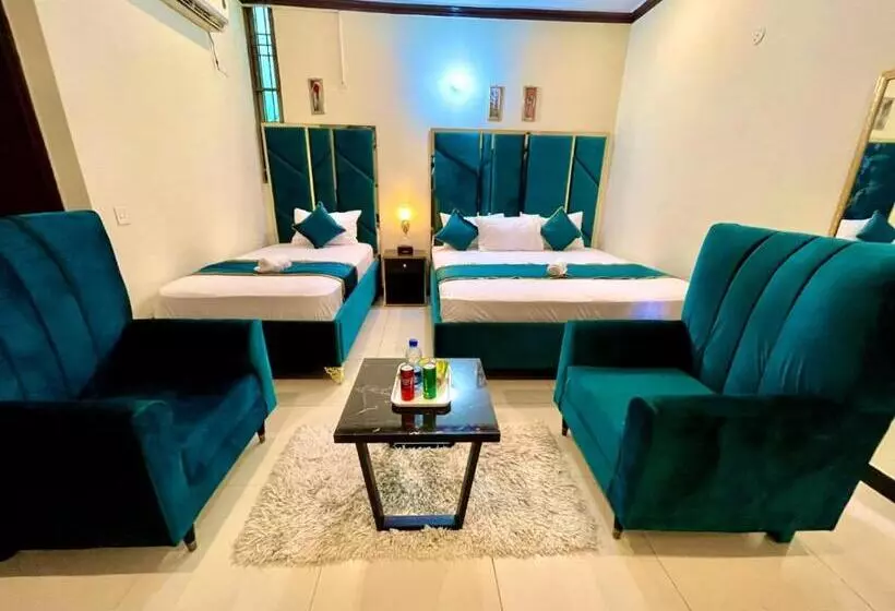 Go Room Hotel Lahore