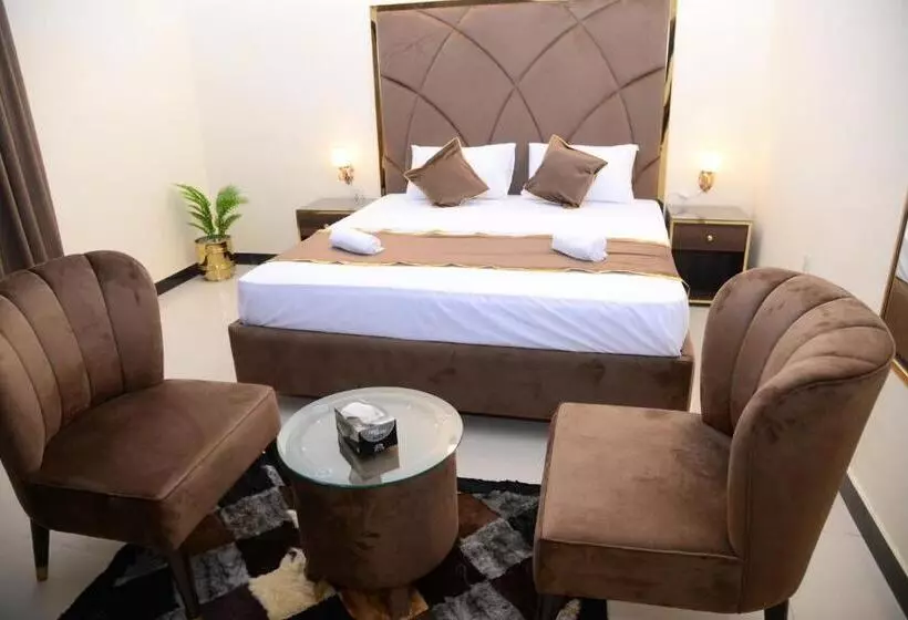 Go Room Hotel Lahore