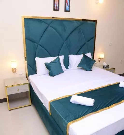 Go Room Hotel Lahore