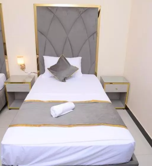 Go Room Hotel Lahore