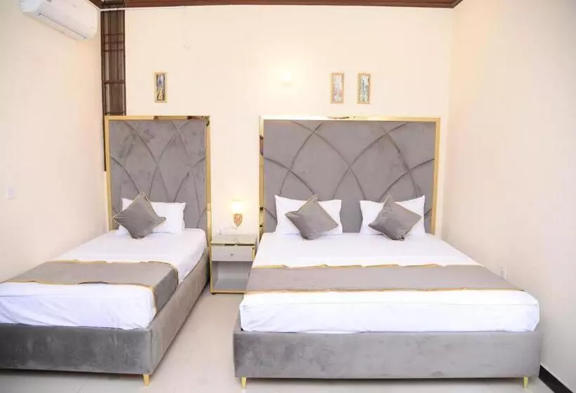 Go Room Hotel Lahore