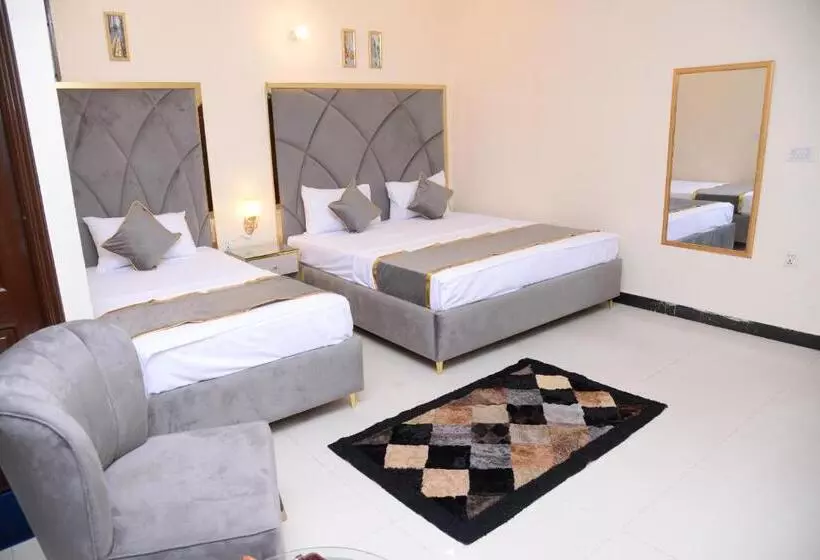 Go Room Hotel Lahore