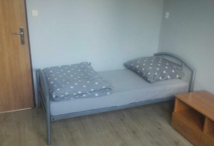 Hostel Lisięcice