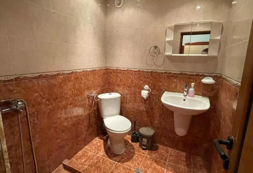 Hotelli Bar & Guests Room Ela