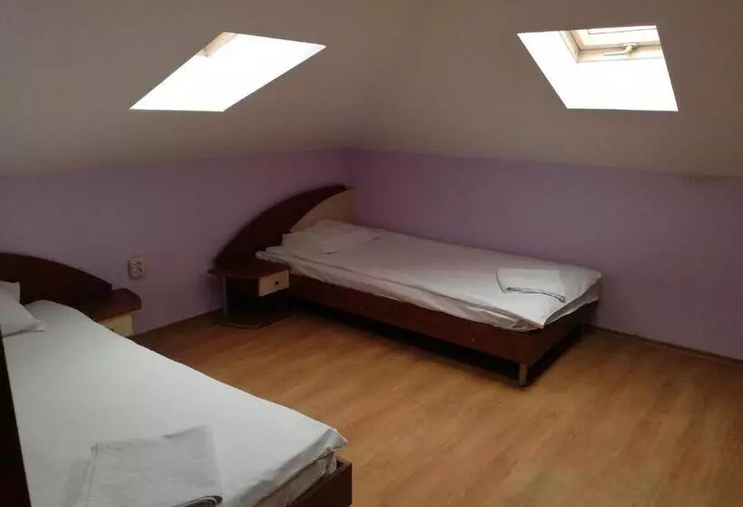 Hotelli Bar & Guests Room Ela
