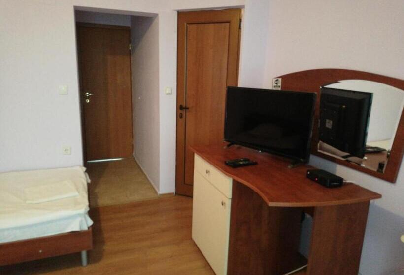 酒店 Bar & Guests Room Ela